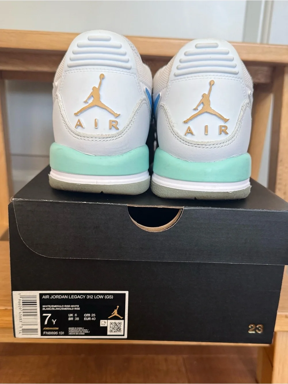 Nike Big Kids' Size 7 Air Jordan Legacy 312 Low